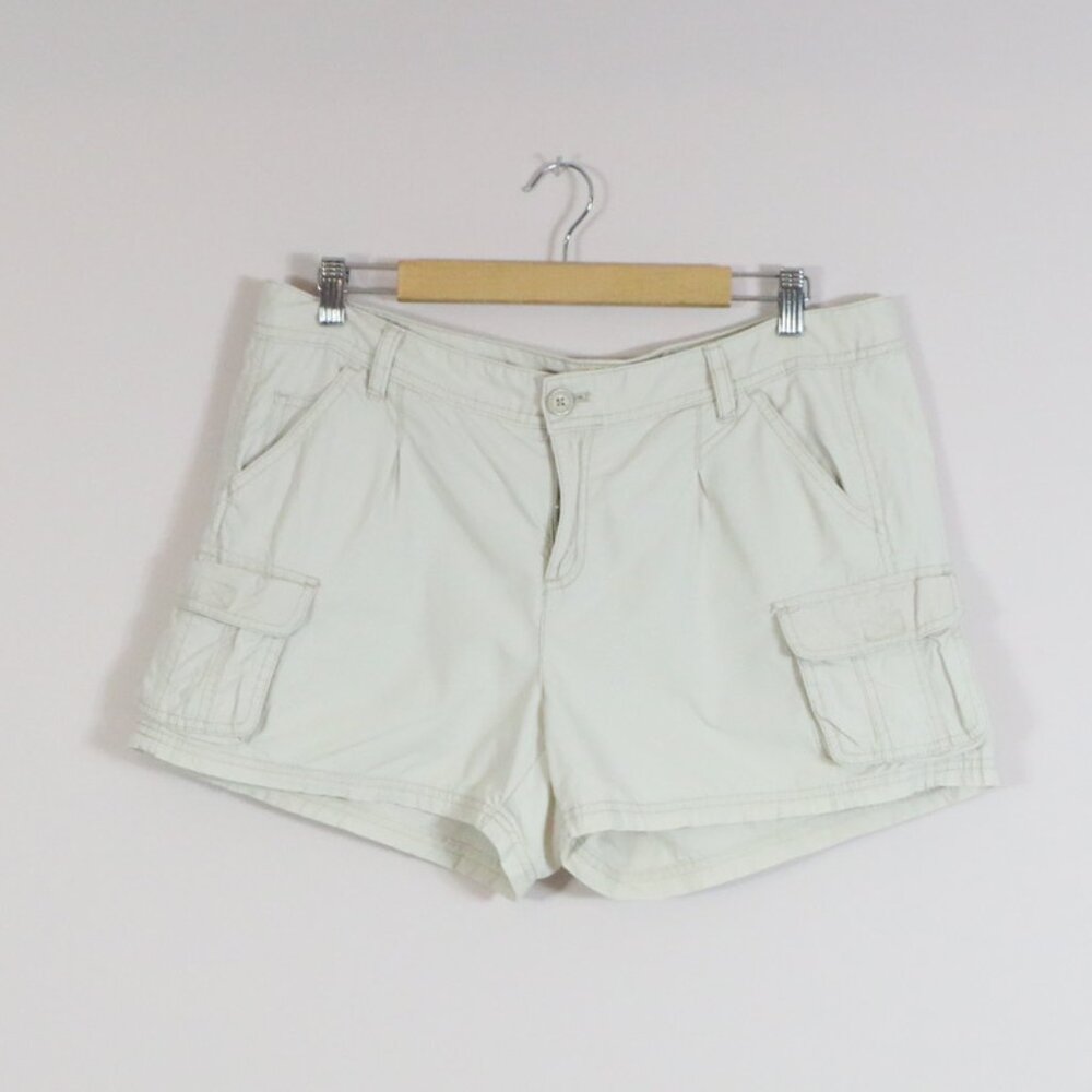 *G.H. Bass & Co. Beige Cargo Shorts